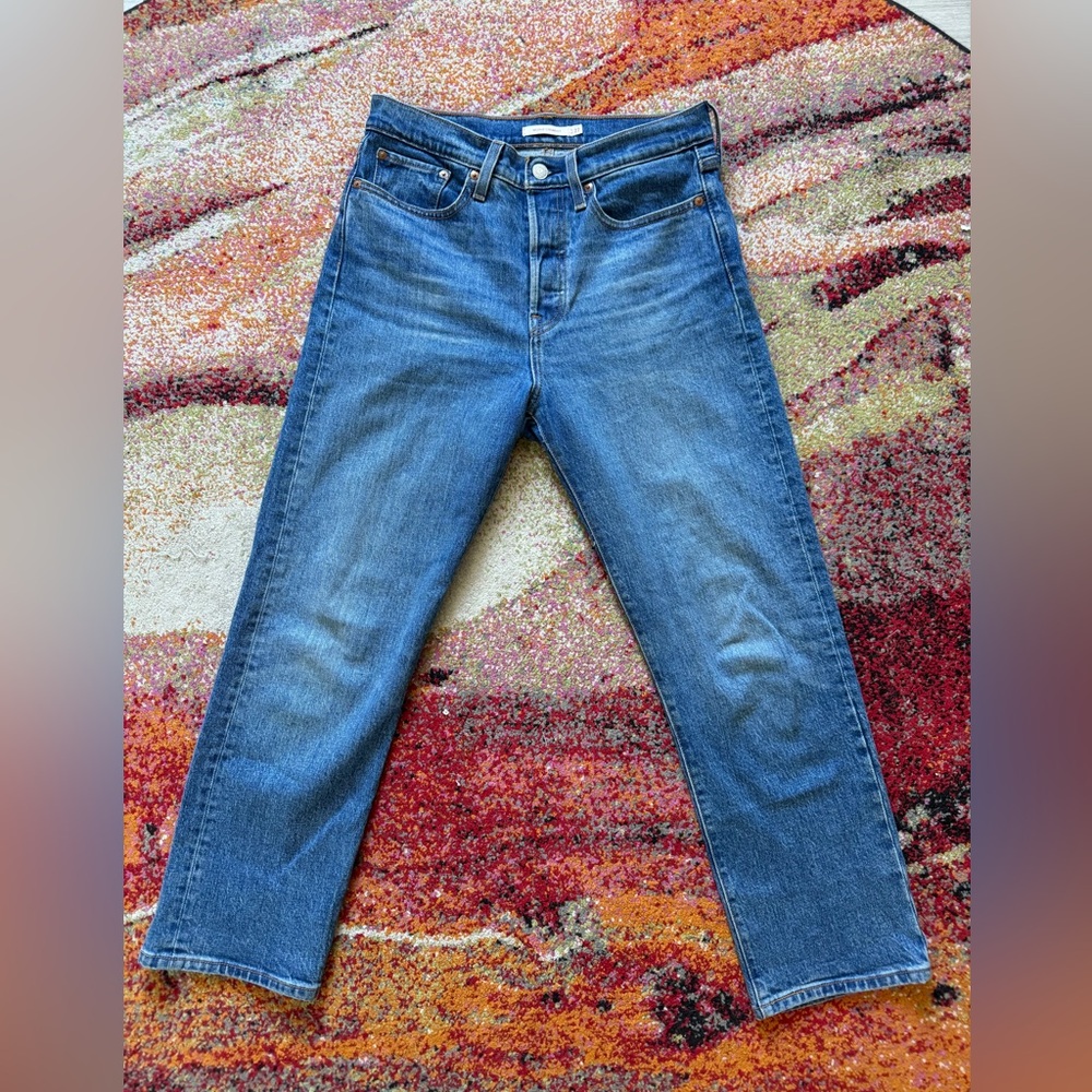 Levi’s Red Tab Wedgie Straight Leg Jeans